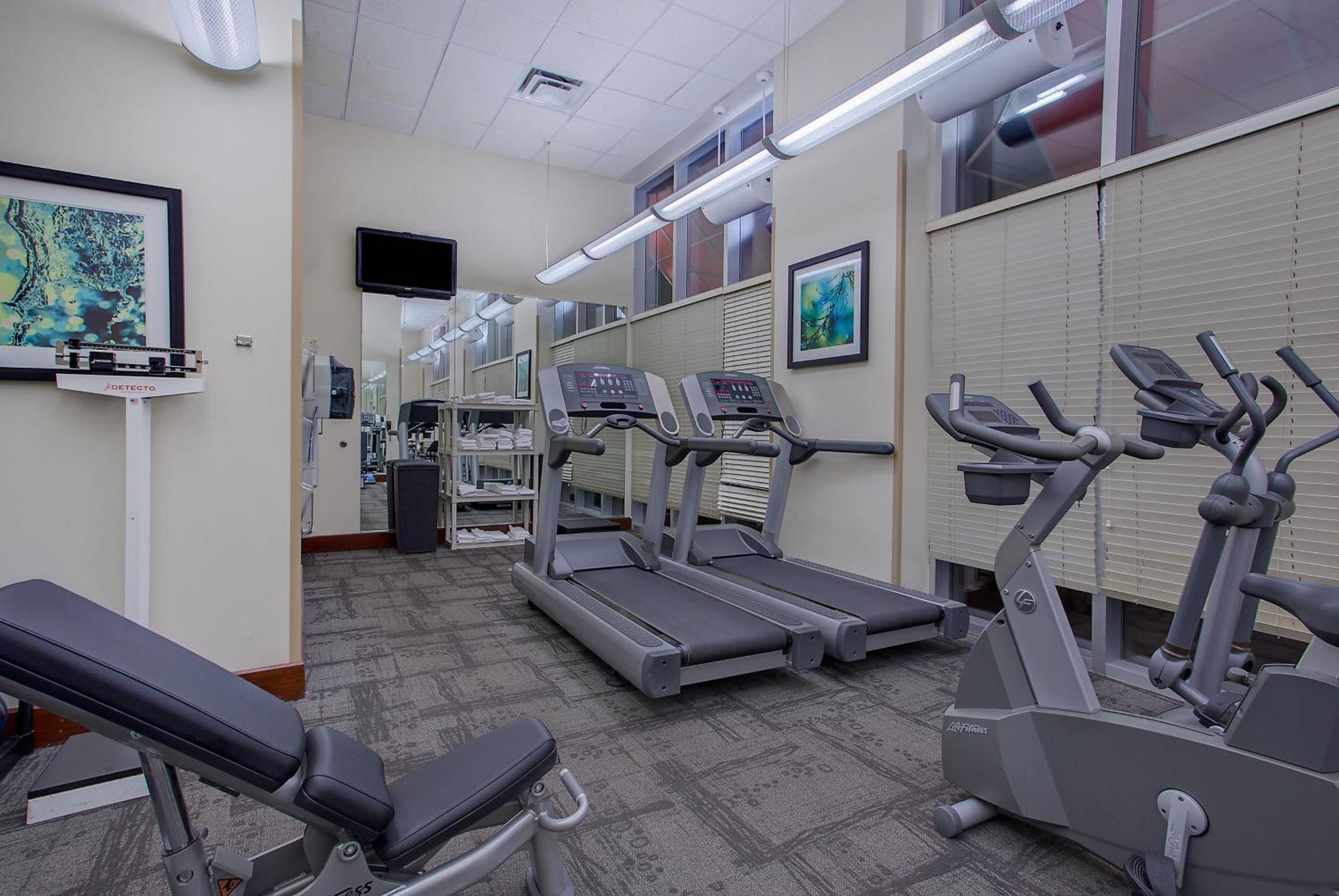 Staybridge Suites Chattanooga Downtown - Convention Center By Ihg Екстериор снимка